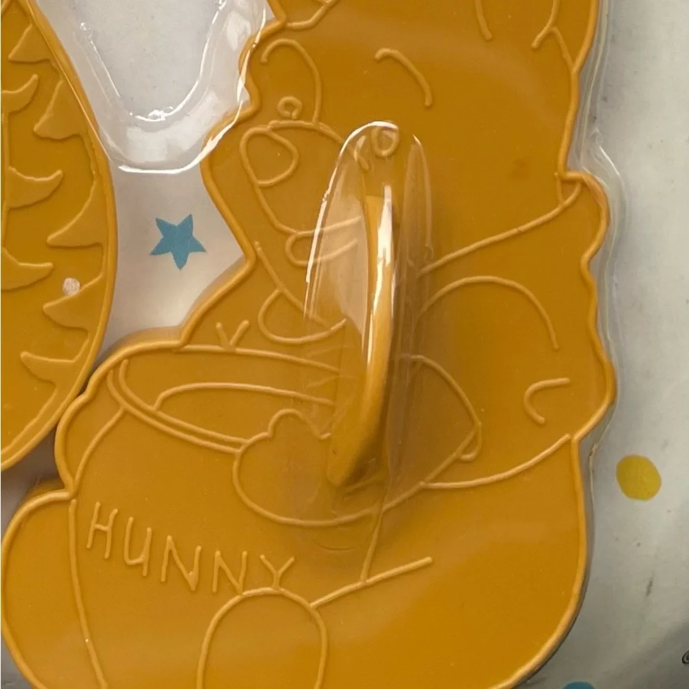 Wilton Disney Cookie Cutter Set of 4 Winnie the Pooh Eeyore Tigger Piglet‎ New